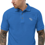 Load image into Gallery viewer, a man in a blue shirt and a blue shirt 
